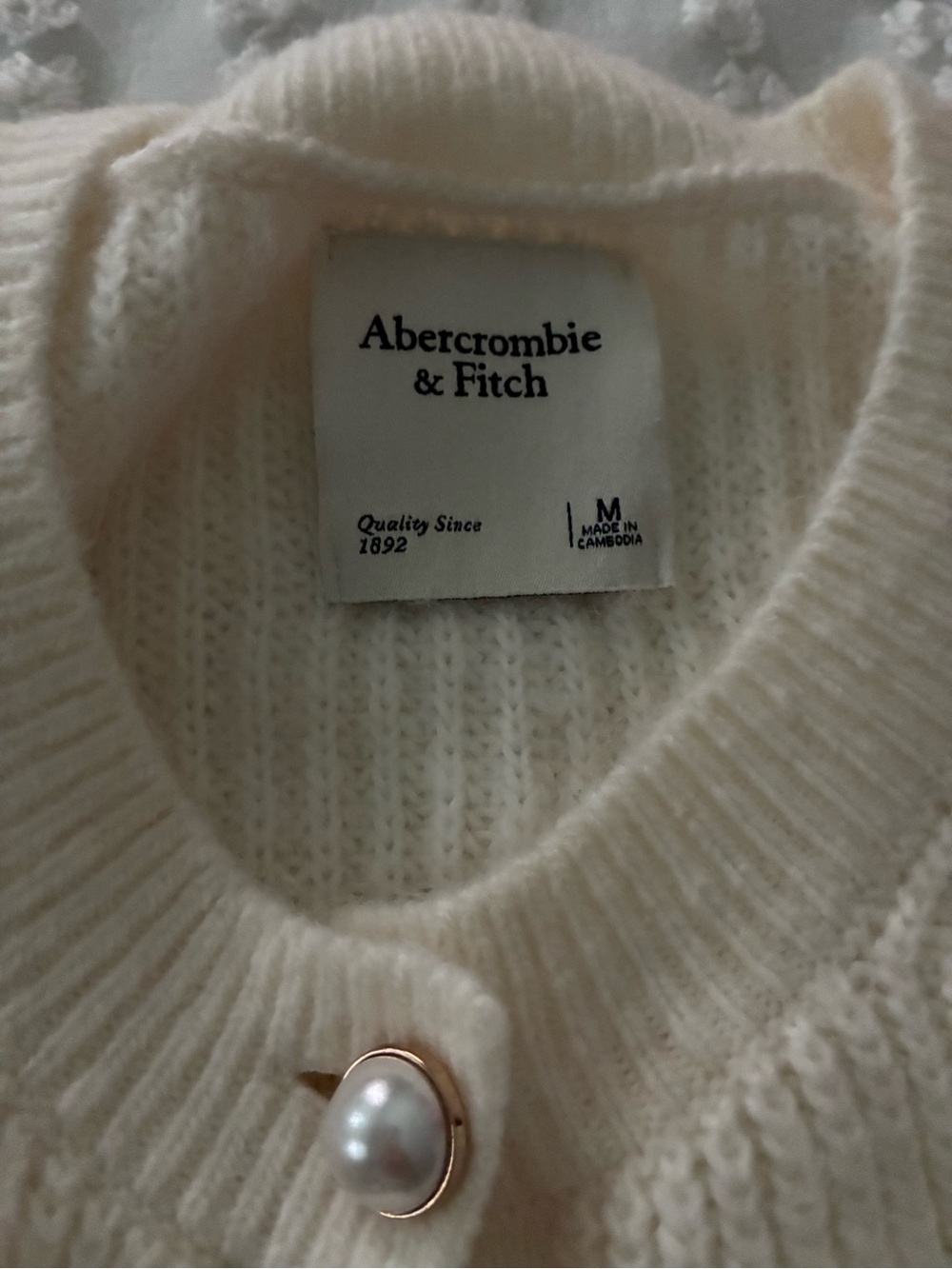Abercrombie & Fitch Ivory Ribbed Pearl-Button Cardigan - Picture 2 of 4